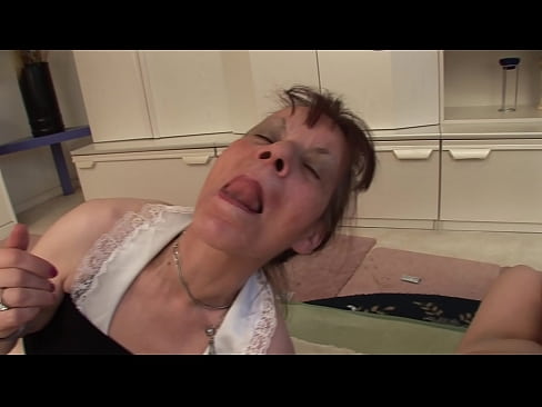 ❤️ Duas avós e um avô têm uma tríplice Porno real em porno pt-br.online4sex.ru